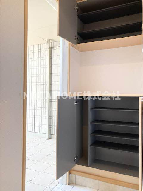 グリュック　タカラの玄関|シューズボックス付き◆