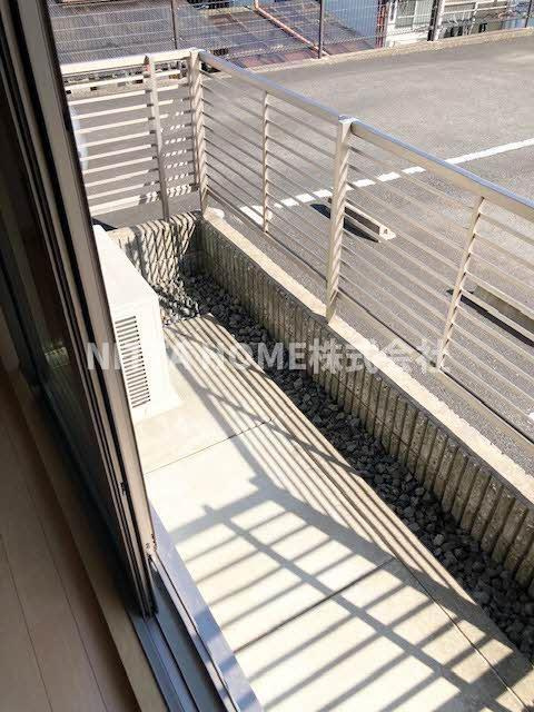 グリュック　タカラのバルコニー|明るいバルコニーもありますよ(^^♪