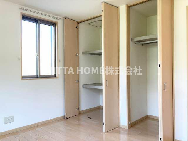 グリュック　タカラの収納|大きな収納スペースも魅力的◆