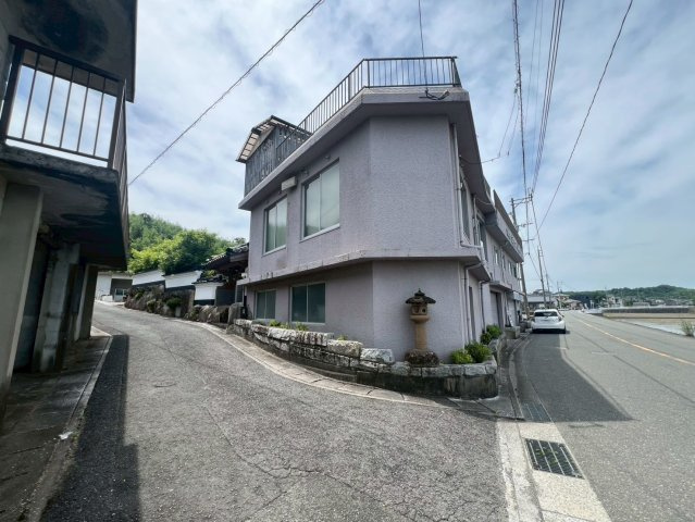 【前面道路含む現地写真】 | 福智町神崎戸建