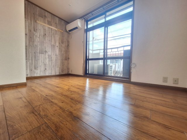 シティハイム　Ｕの居間・リビング|★きれいなフローリングのお部屋です★