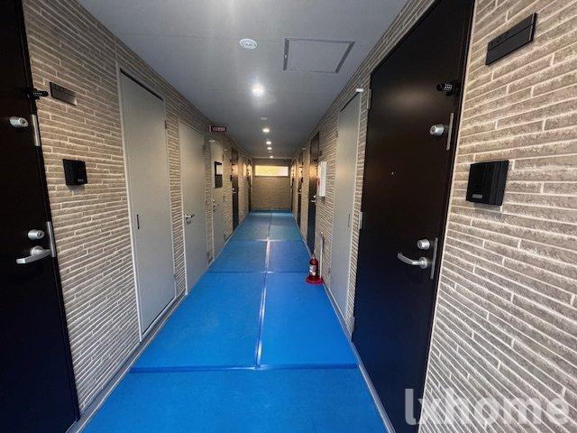 ウェルスクエア茨木駅前のロビー|ロビーです
