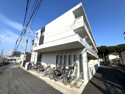 【外観】 | Binario | ★築浅★オートロック★防犯カメラ★カウンターキッチン★