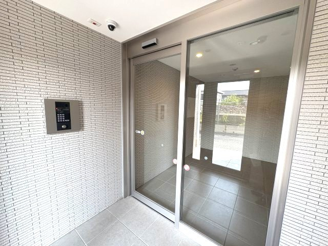 Binarioのエントランス|エントランスです
