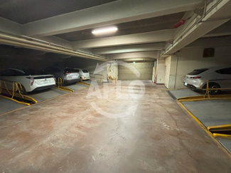 【駐車場】 | 関西心斎橋ビル | 関西心斎橋ビル　駐車場