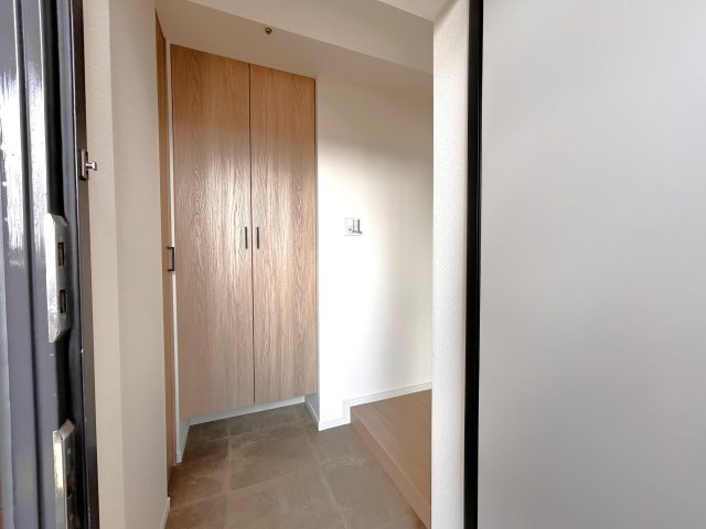 レジデンシャルステートタワー南千住の玄関