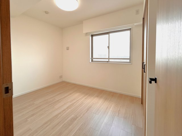 レジデンシャルステートタワー南千住の洋室