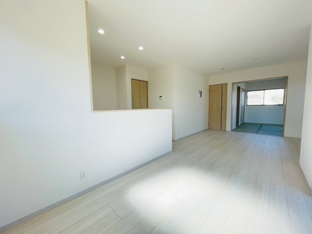 【居間・リビング】 | 上里町金久保22-P1  いろどりアイタウン　新築戸建　全1棟　1号棟