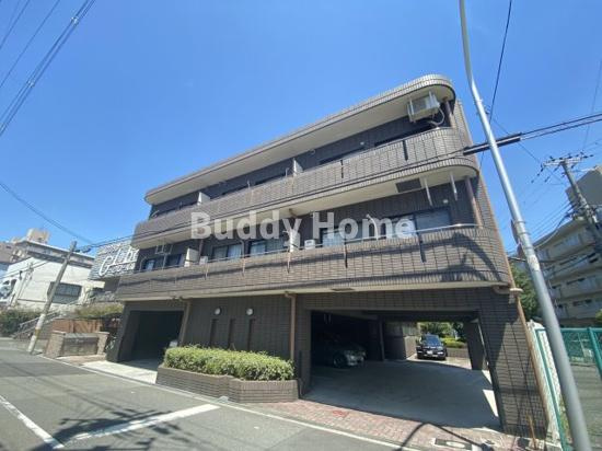 シャトレファミールの外観