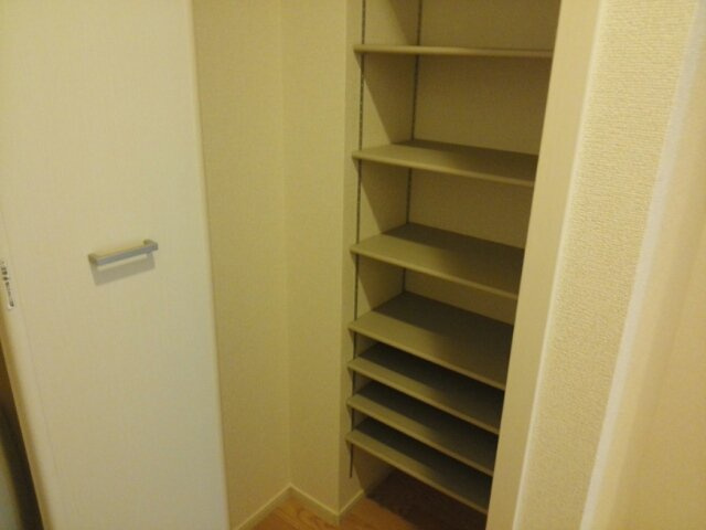 ミーティア　Ⅲの収納