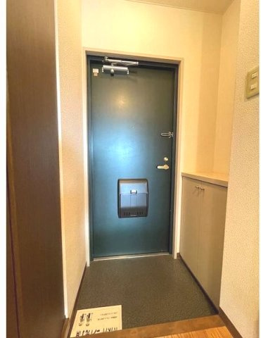 サンユタカマンションの玄関