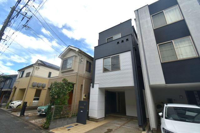 弥生町5丁目・中古戸建の外観