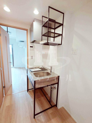 【キッチン】 | ロッソ・カンパーナ | コンパクトなキッチンで掃除もラクラク