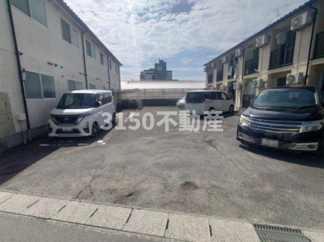 ＳＫＹＲＯＣＫＥＴIIの駐車場