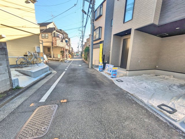 練馬区南大泉１丁目　新築一戸建　西武池袋線　保谷の前面道路含む現地写真