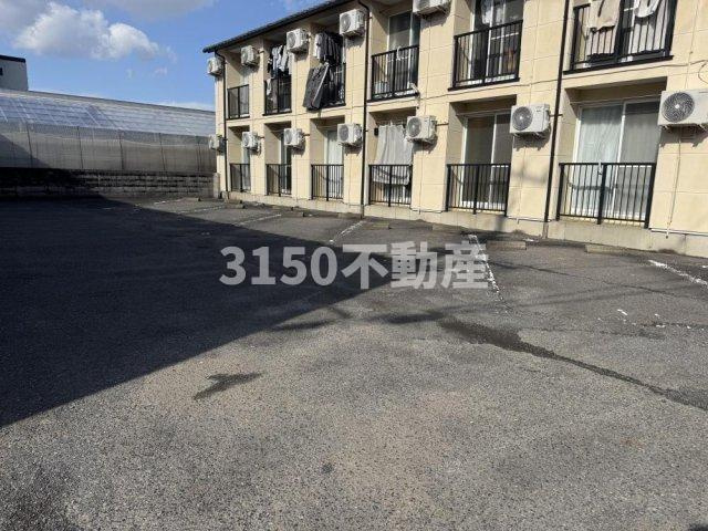 ＳＫＹＲＯＣＫＥＴIIの駐車場