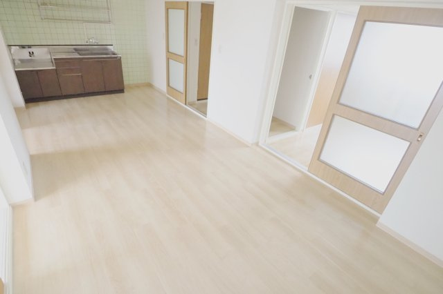 グリーンシャトー畑井の居間・リビング