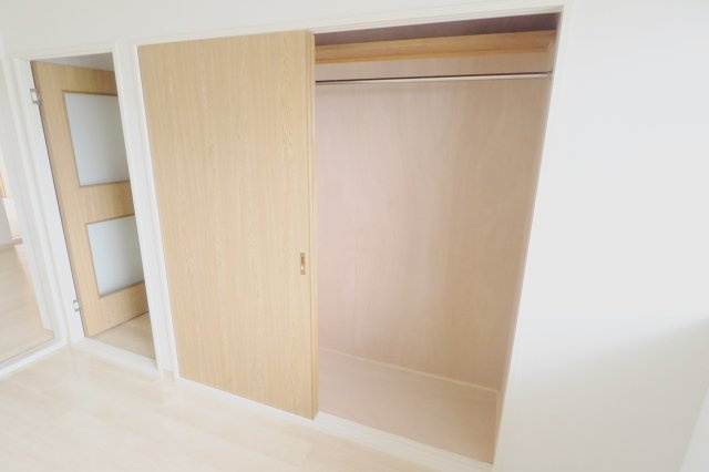 グリーンシャトー畑井の収納