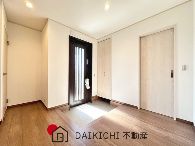 【玄関】 | 東松山市松山町3丁目　新築戸建　全21区画　21号棟