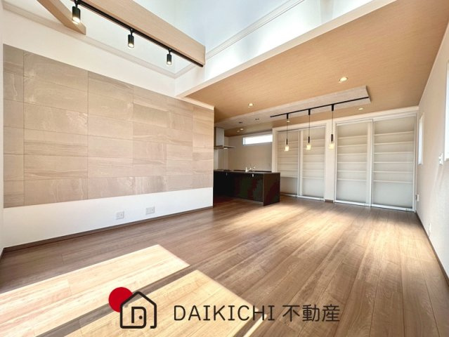 【居間・リビング】 | 東松山市松山町3丁目　新築戸建　全21区画　21号棟