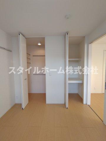 コンフォーティアの居間・リビング