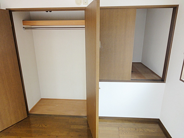 宝塚市山本西３丁目の賃貸マンションの収納|専用の収納スペースです