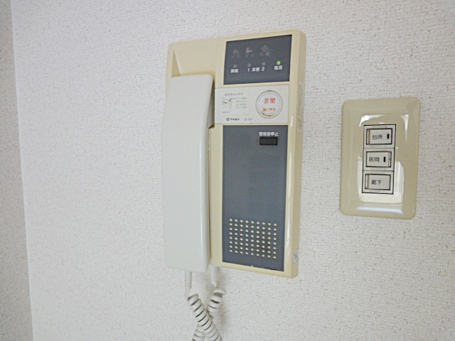 宝塚市山本西３丁目の賃貸マンションのセキュリティ