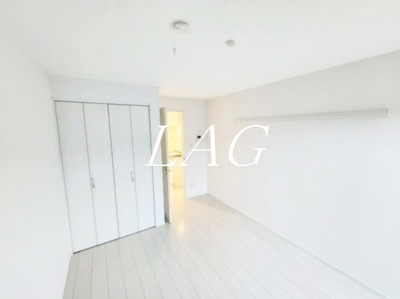 【居間・リビング】 | レガーロ新横浜 | 洋室のお部屋です。