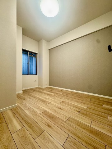 アンビエント鴻池新田の洋室