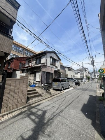 千早１丁目売地の前面道路含む現地写真