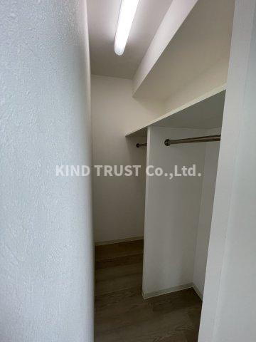 リバープレイス梅田北の収納|ちょっとした収納スペースも充実しています