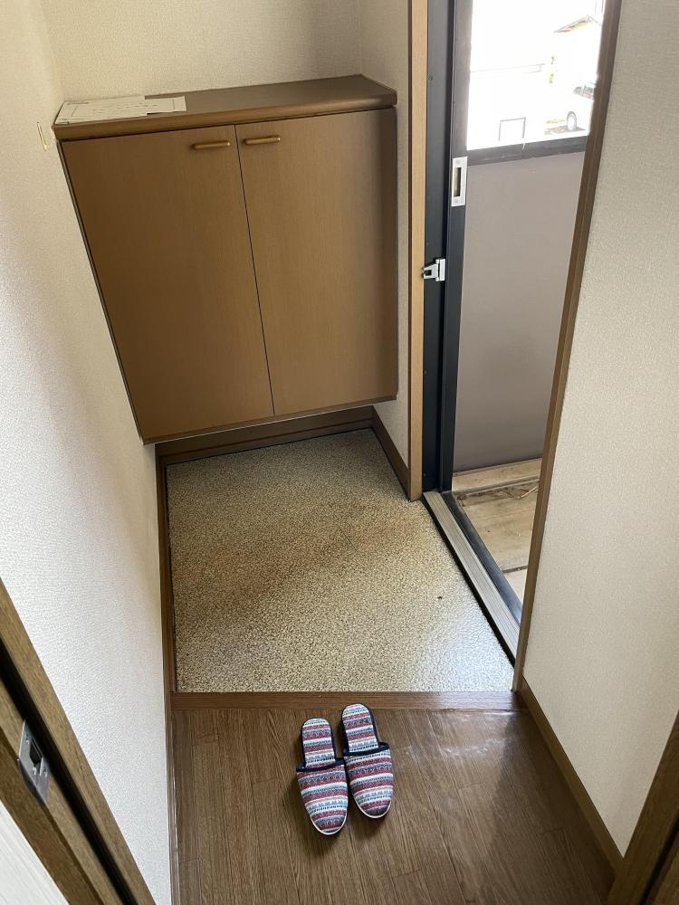 セベルハイツB棟の玄関