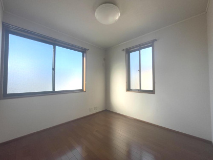 福真ハイムＤの洋室