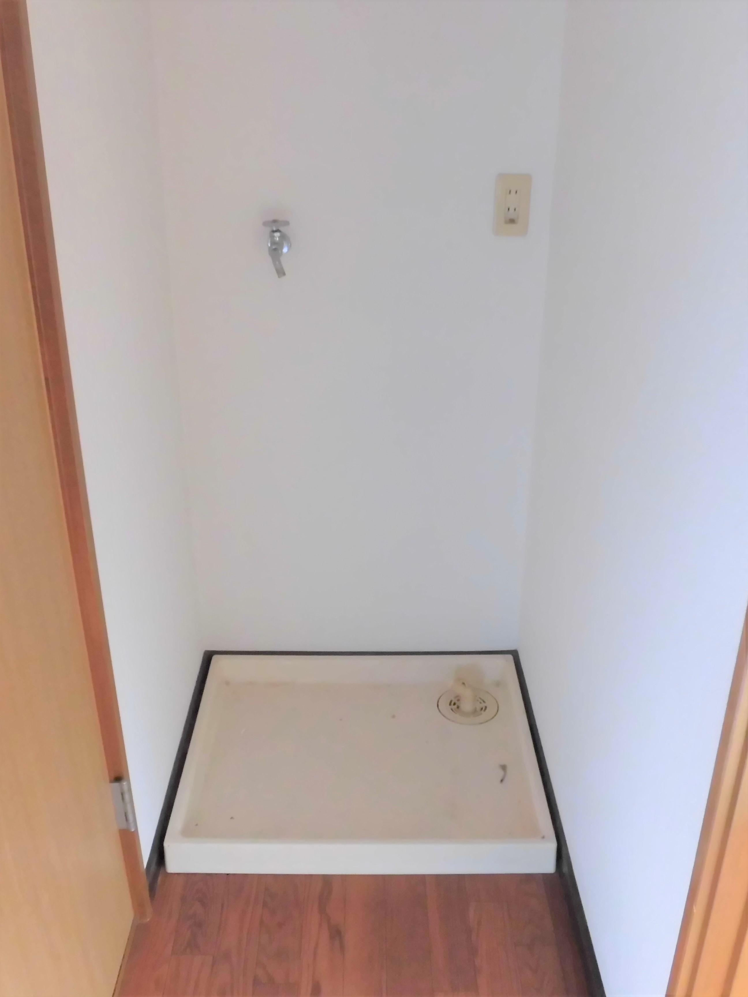 メゾンサワの設備|室内洗濯機置き場