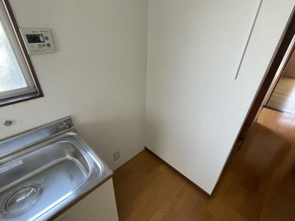 浜松住宅の内装|冷蔵庫置場