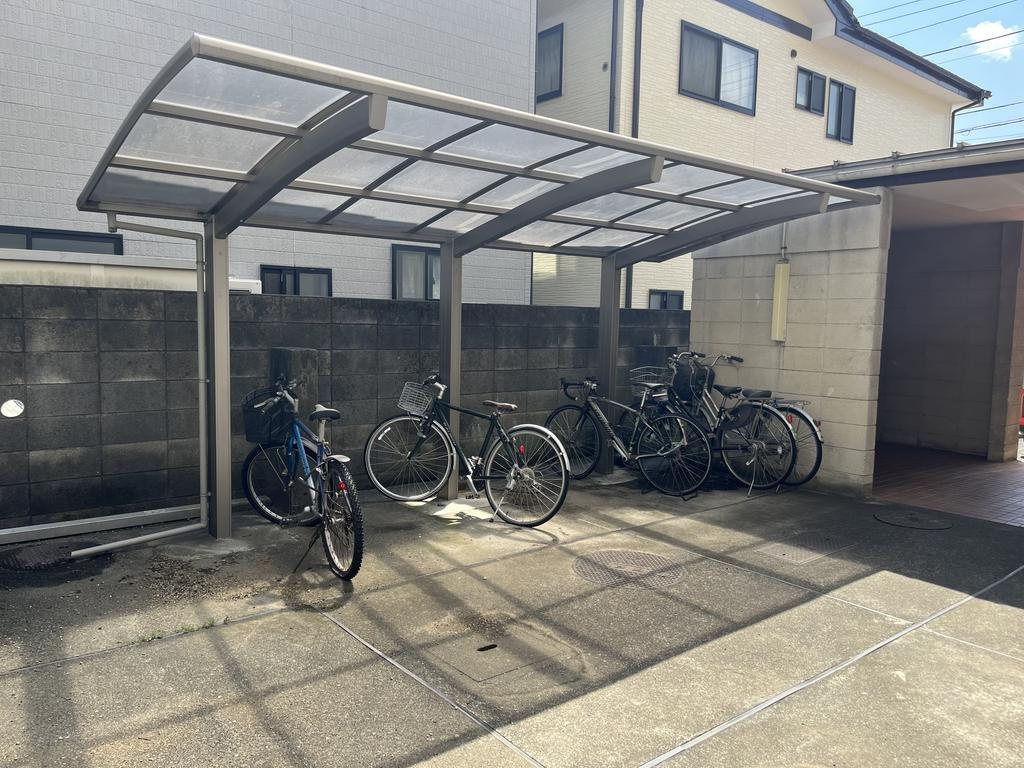 マンション長利のその他共用部分|駐輪場