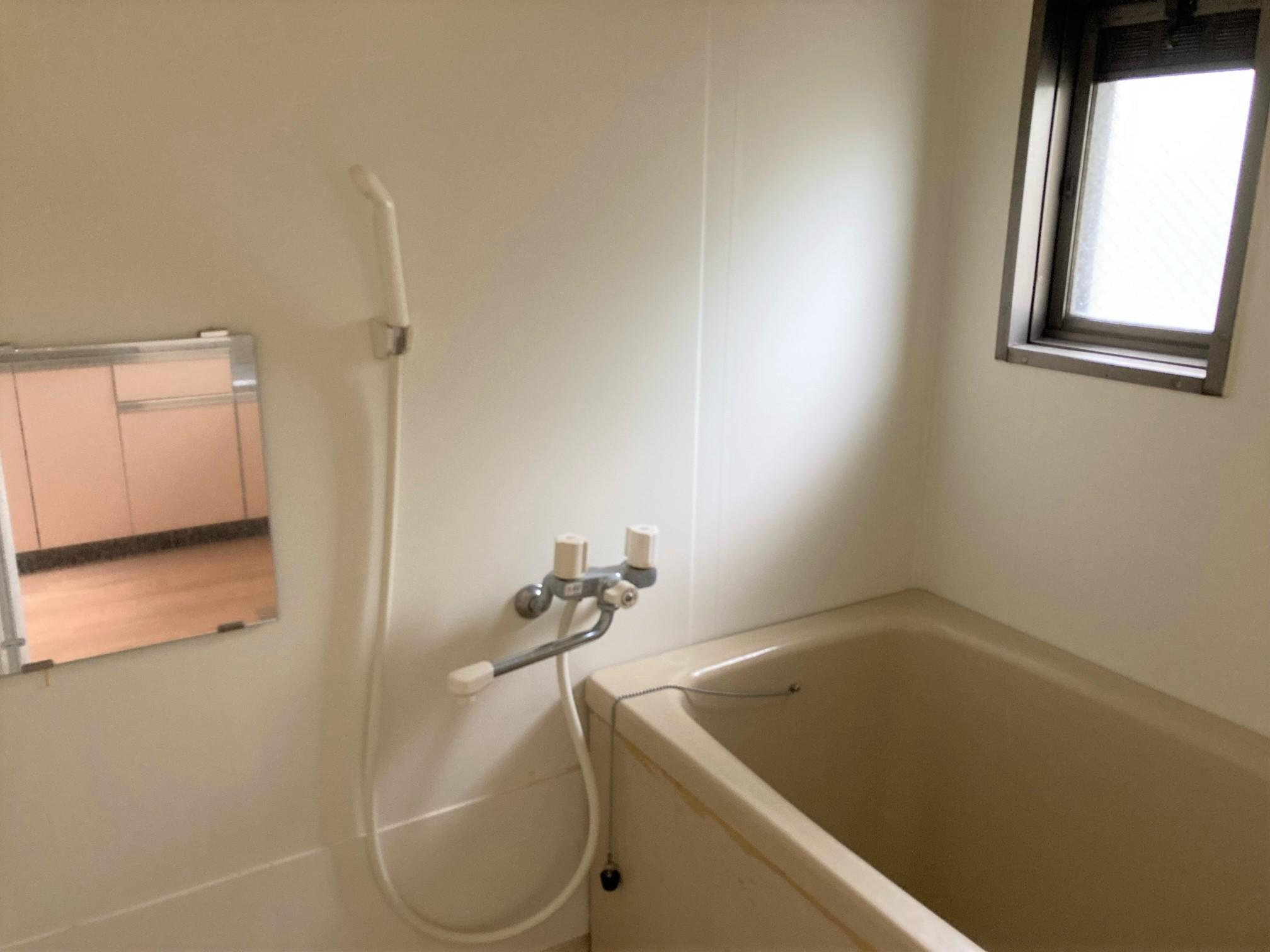 パナハイツ雨沼の浴室