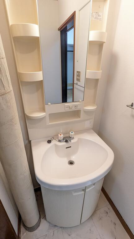 RCグランデの洗面所