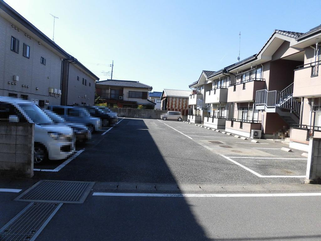 エクセルコートCの駐車場