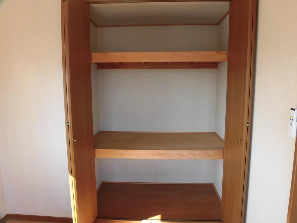 カームハイツの収納