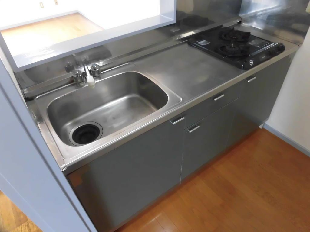 コンフォルトフミヤⅡのキッチン