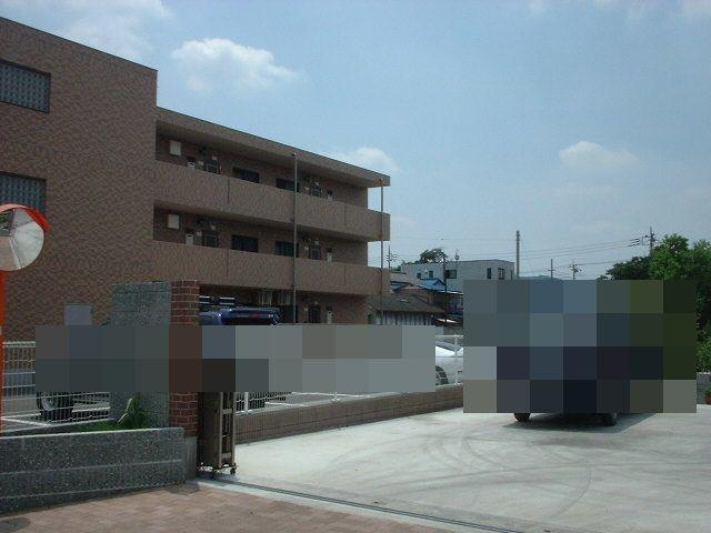 エスポワールMの駐車場