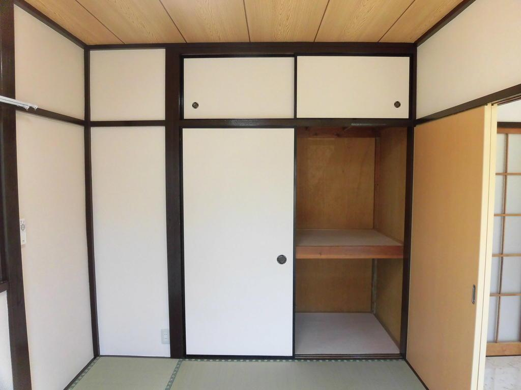 光ハイツの収納