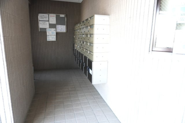 ライオンズマンション越谷第2のその他共用部分|宅配BOX