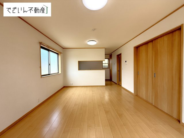 【居間・リビング】 | 加須市東栄2丁目　中古住宅   | 現地(2025年6月撮影)
