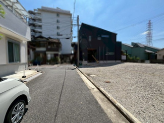 【前面道路含む現地写真】 | 南花田町　売土地 | タマダ病院まで徒歩１６分！突然の怪我や体調不良の時にも安心ですね♪