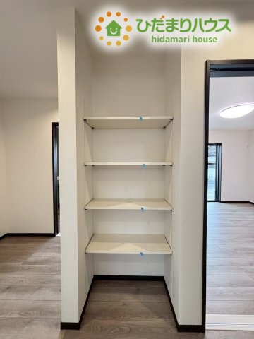 熊谷市肥塚　第8期　新築一戸建て　クライン　02の独立洗面台