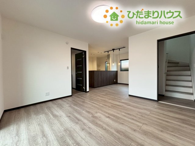 熊谷市肥塚　第8期　新築一戸建て　クライン　02の居間・リビング