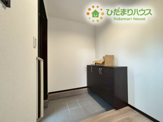 熊谷市肥塚　第8期　新築一戸建て　クライン　02の玄関