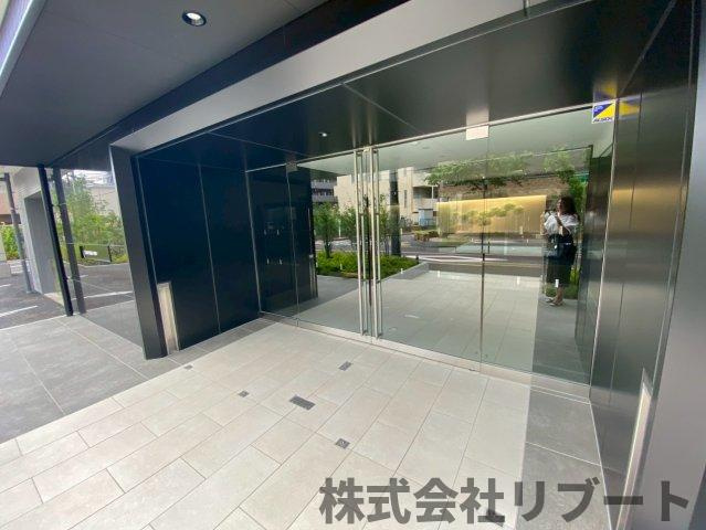 コンフォリア東葛西のエントランス